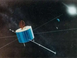Geotail uzay aracının sanatçı konsepti. Kredi: NASA